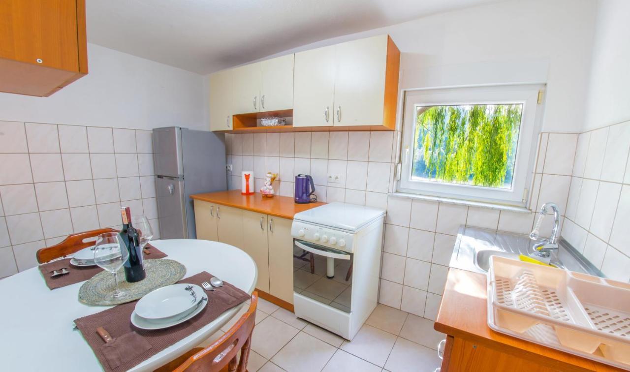 Holiday Home Narona Mostar Exterior foto